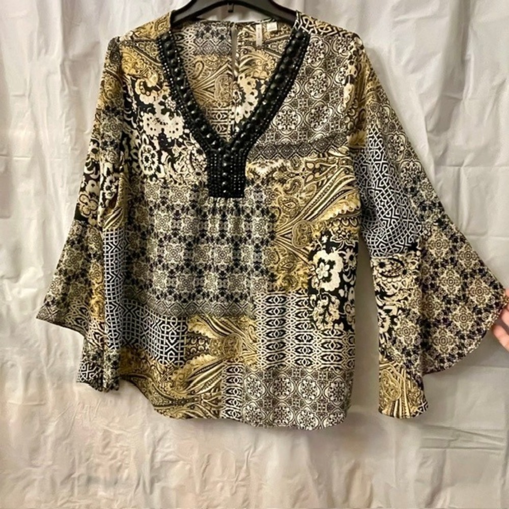 Est 1946 Beaded V-Neck Boho Patchwork Bell Sleeve Retro Ornate Artsy Blouse Sz L